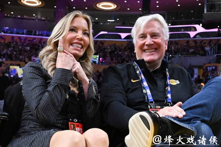 巴斯家族的宫斗大戏，怎么把詹姆斯拉下水了？